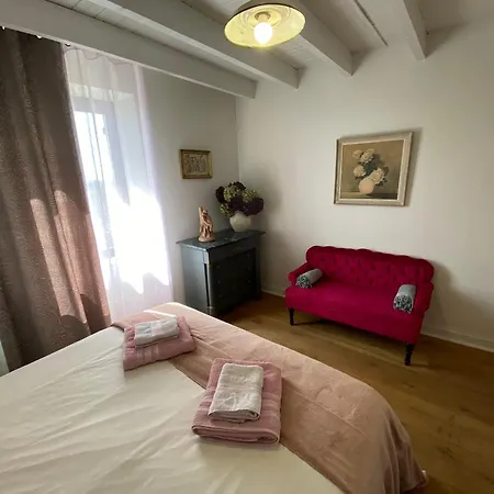 Les Monts D'amara, Ressourcement, Nature, Sante Bed & Breakfast *
